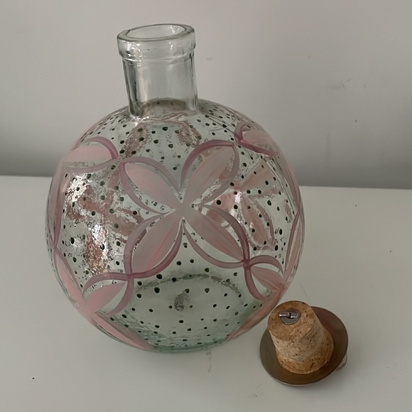 VINTAGE CLEAR GLASS HANDPAINTED DECANTER - Picture 9 of 11